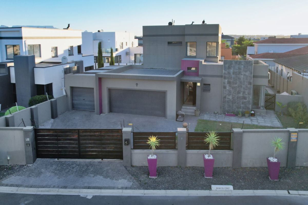 House For Sale In Blouberg - Photo 3