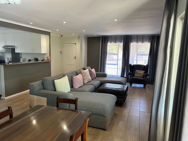 House For Sale In Bellville - Photo 6