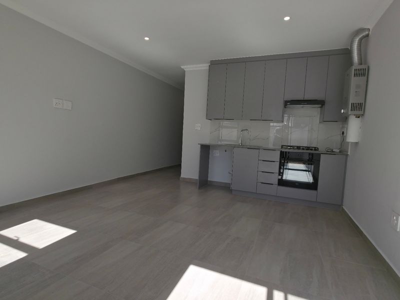 Apartment Pending Sale In Blouberg - Photo 2