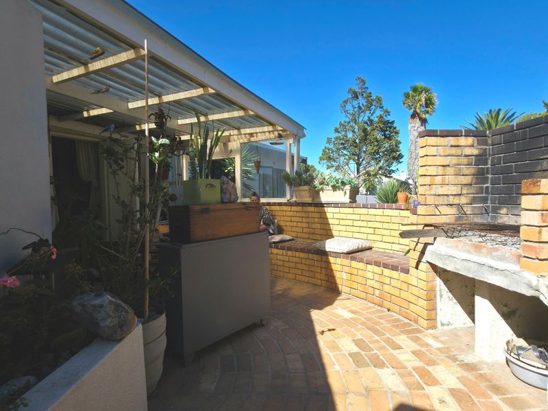 House Rental Monthly In Blouberg - Photo 7