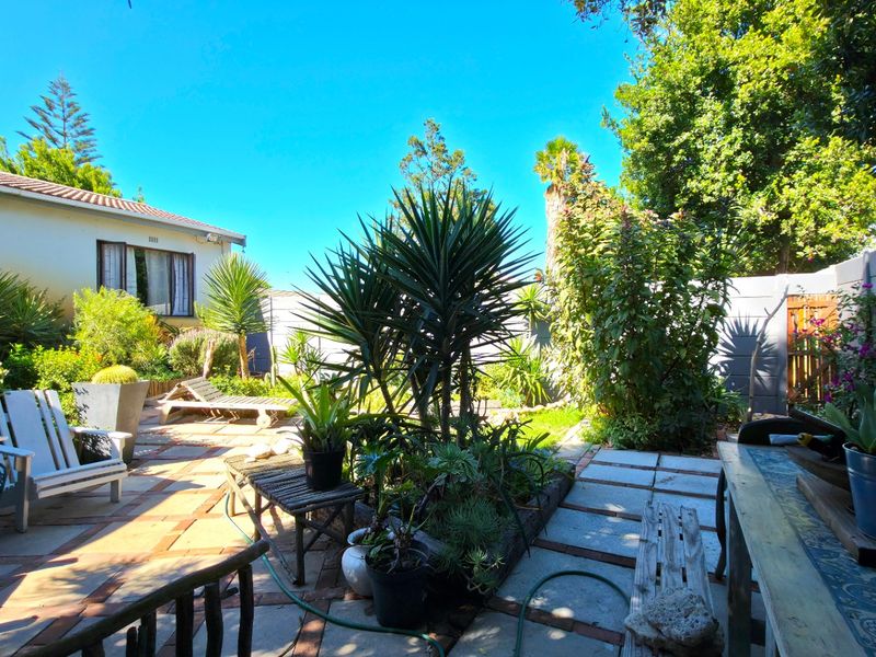 House Rental Monthly In Blouberg - Photo 6