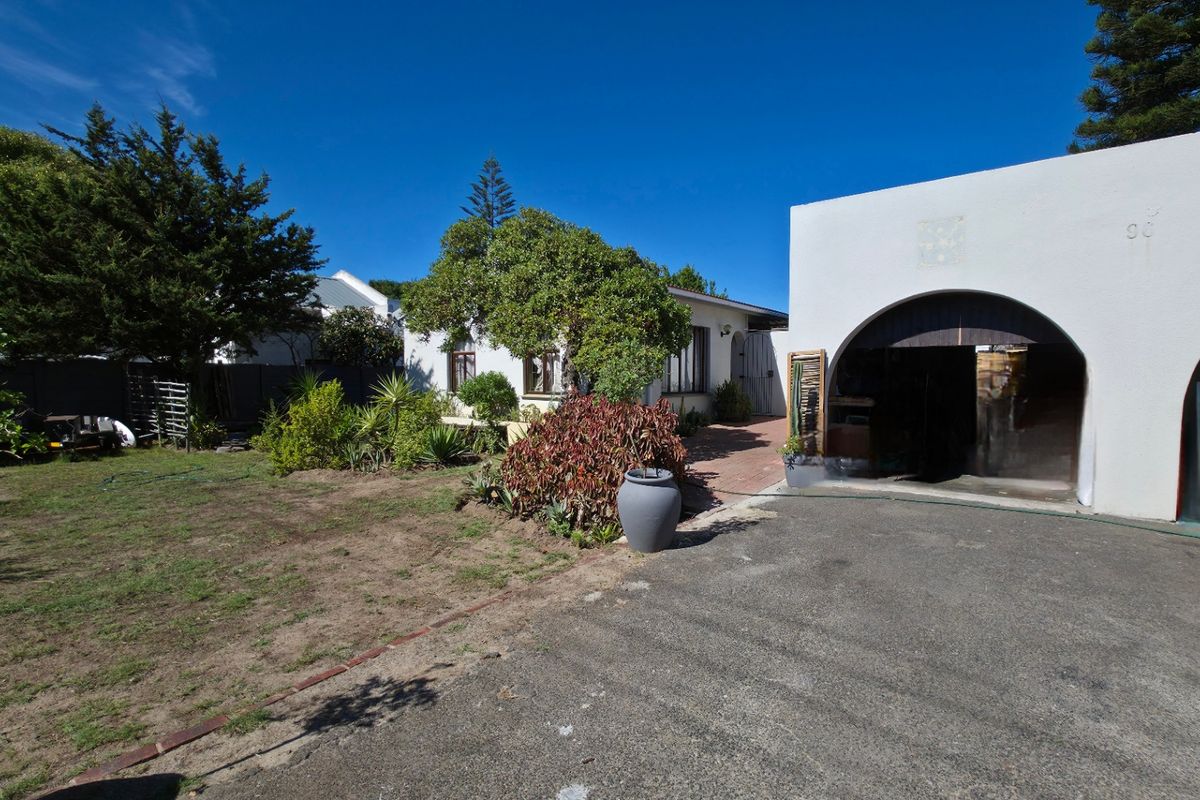 House Rental Monthly In Blouberg - Photo 2