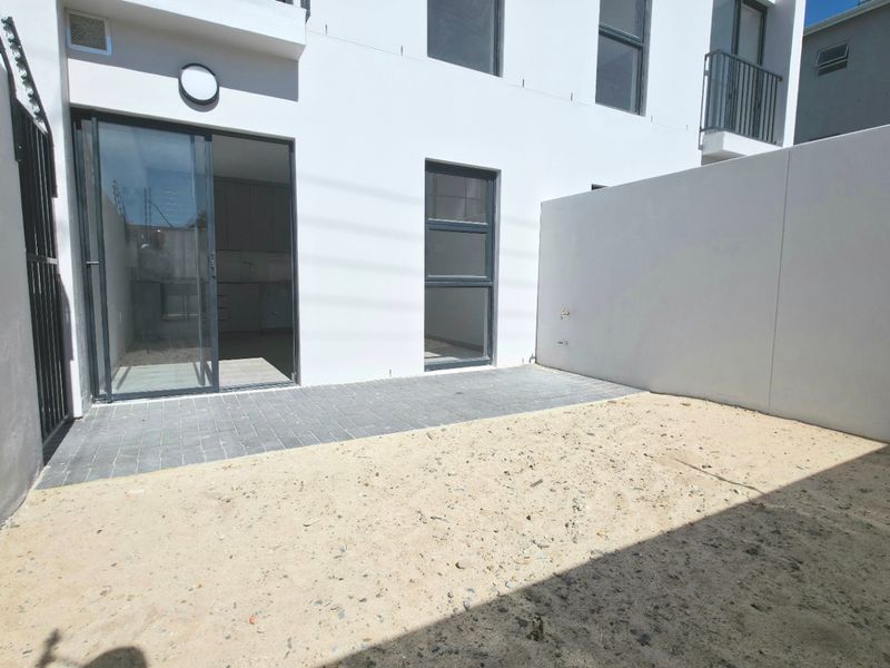 Apartment For Sale In Blouberg - Photo 2