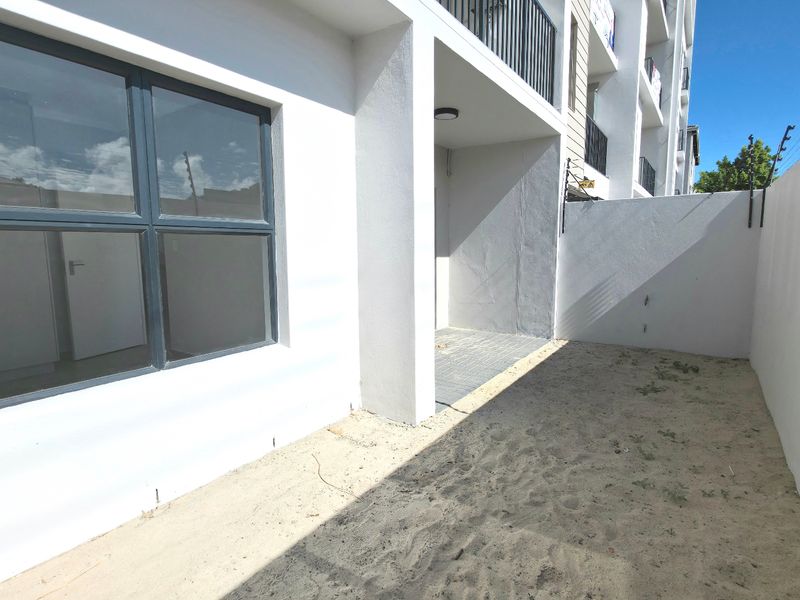 Apartment For Sale In Blouberg - Photo 2