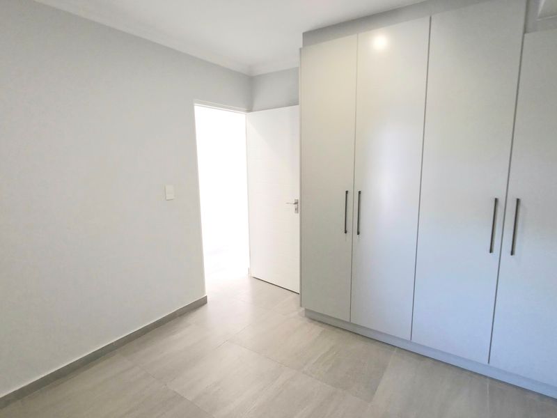 Apartment For Sale In Blouberg - Photo 4