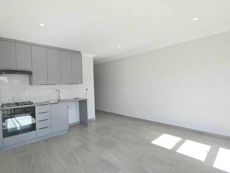 Apartment For Sale In Blouberg - Photo 3