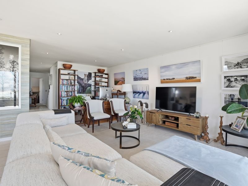 Apartment For Sale In Blouberg - Photo 3