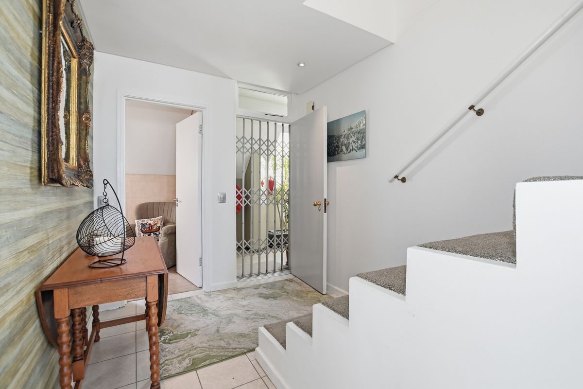 Apartment For Sale In Blouberg - Photo 3