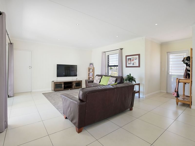 House For Sale In Blouberg - Photo 2