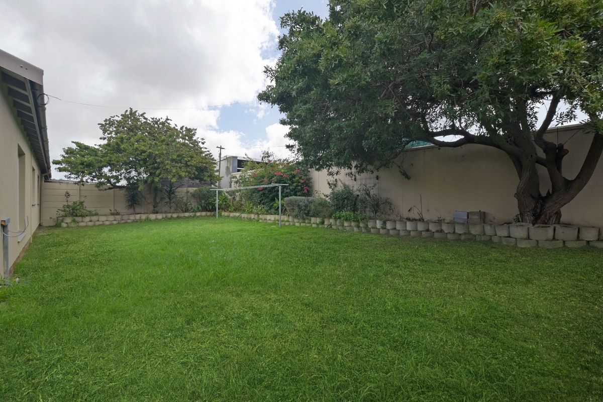 House For Sale In Blouberg - Photo 2