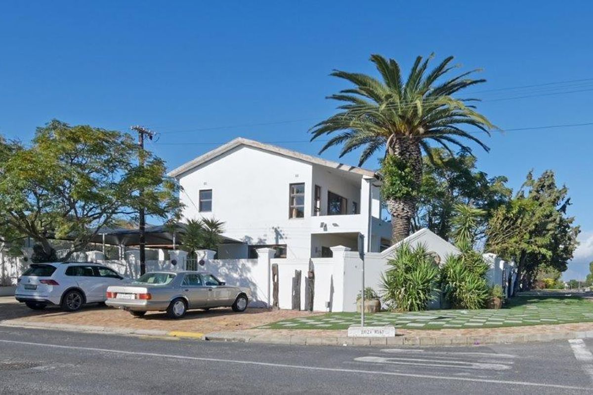 House For Sale In Blouberg - Photo 2