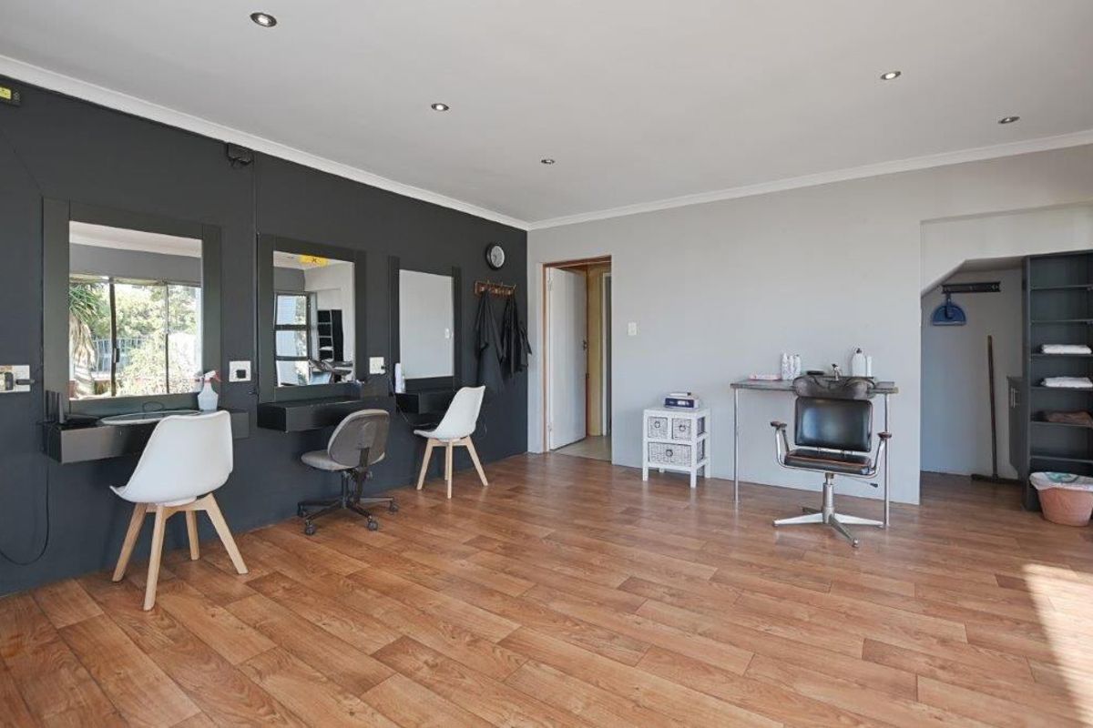 House For Sale In Blouberg - Photo 4