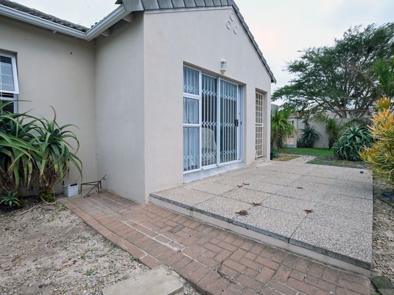 House For Sale In Blouberg - Photo 2