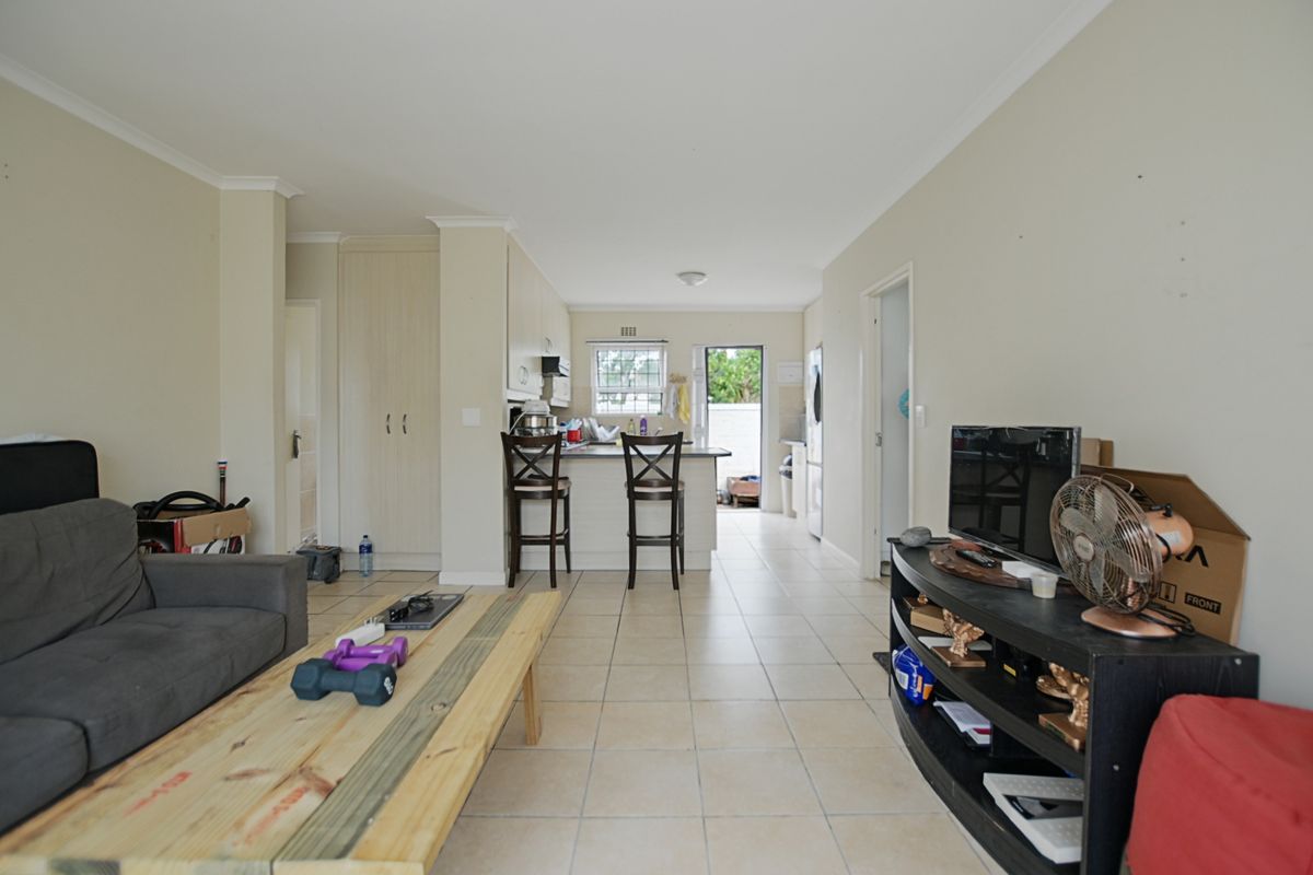 House For Sale In Blouberg - Photo 5