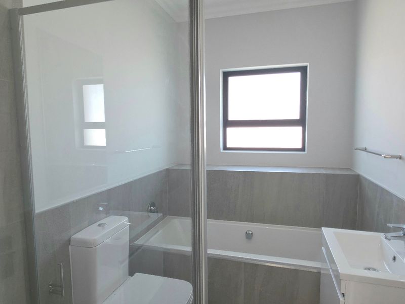 Apartment For Sale In Blouberg - Photo 10