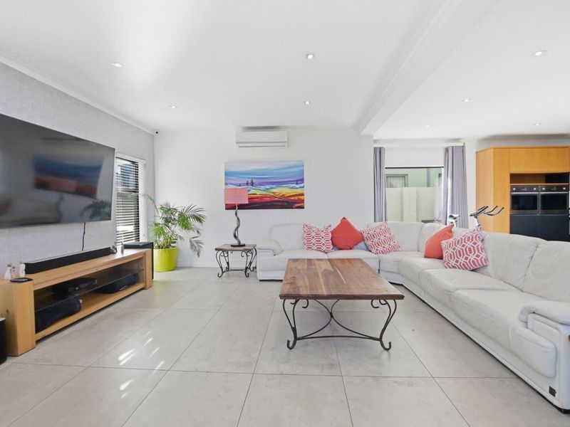 House For Sale In Blouberg - Photo 9