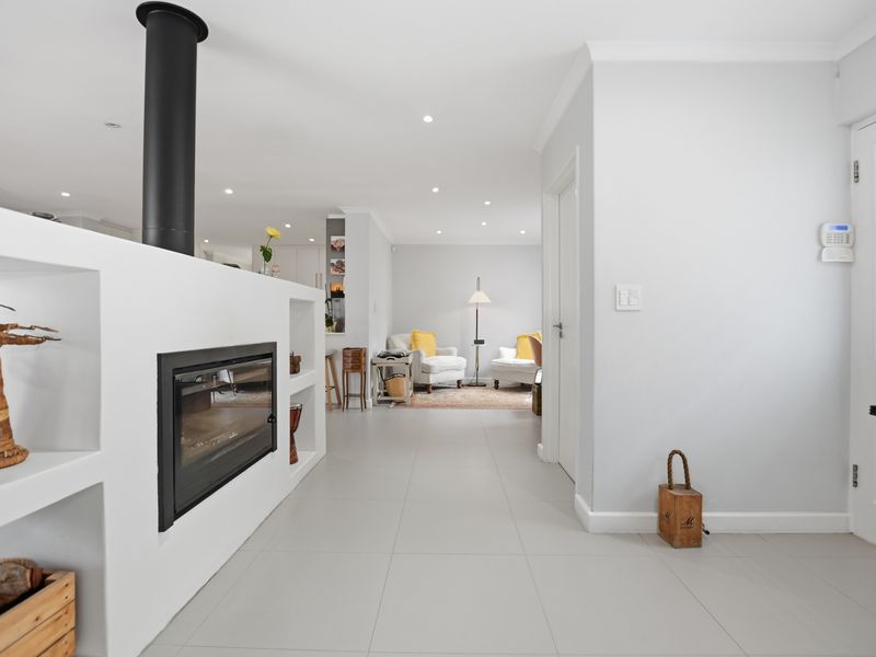 House For Sale In Milnerton - Photo 4