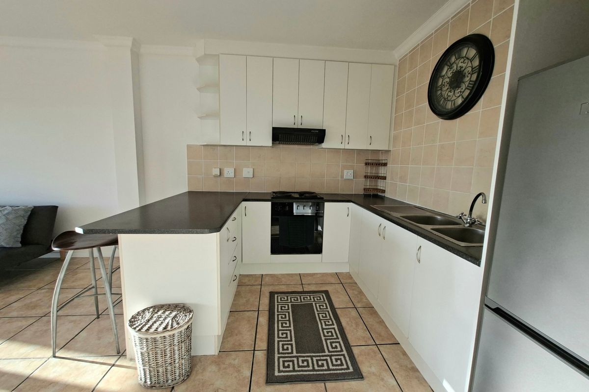 Apartment For Sale In Langebaan - Photo 3