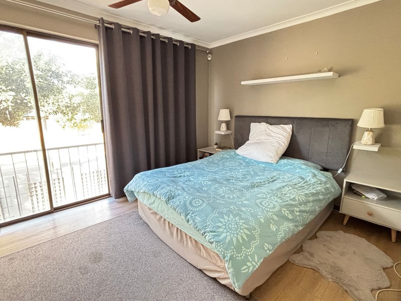 Townhouse Rental Monthly In Blouberg - Photo 9