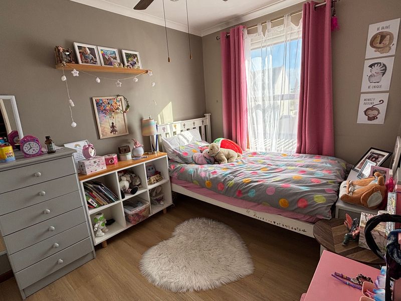 Townhouse Rental Monthly In Blouberg - Photo 6