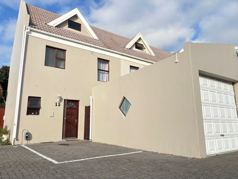 Townhouse Rental Monthly In Blouberg - Photo 1