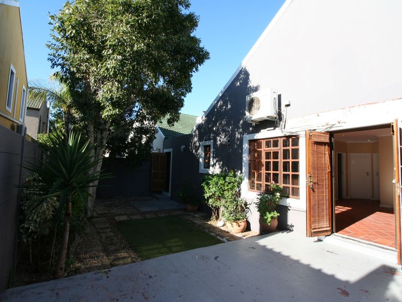 House Rental Monthly In Blouberg - Photo 9