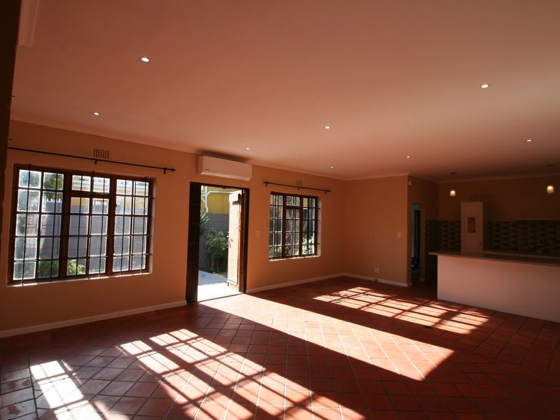 House Rental Monthly In Blouberg - Photo 3