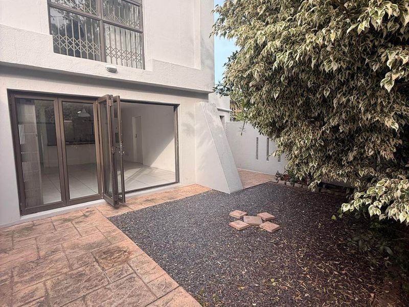 Townhouse Rental Monthly In Blouberg - Photo 1