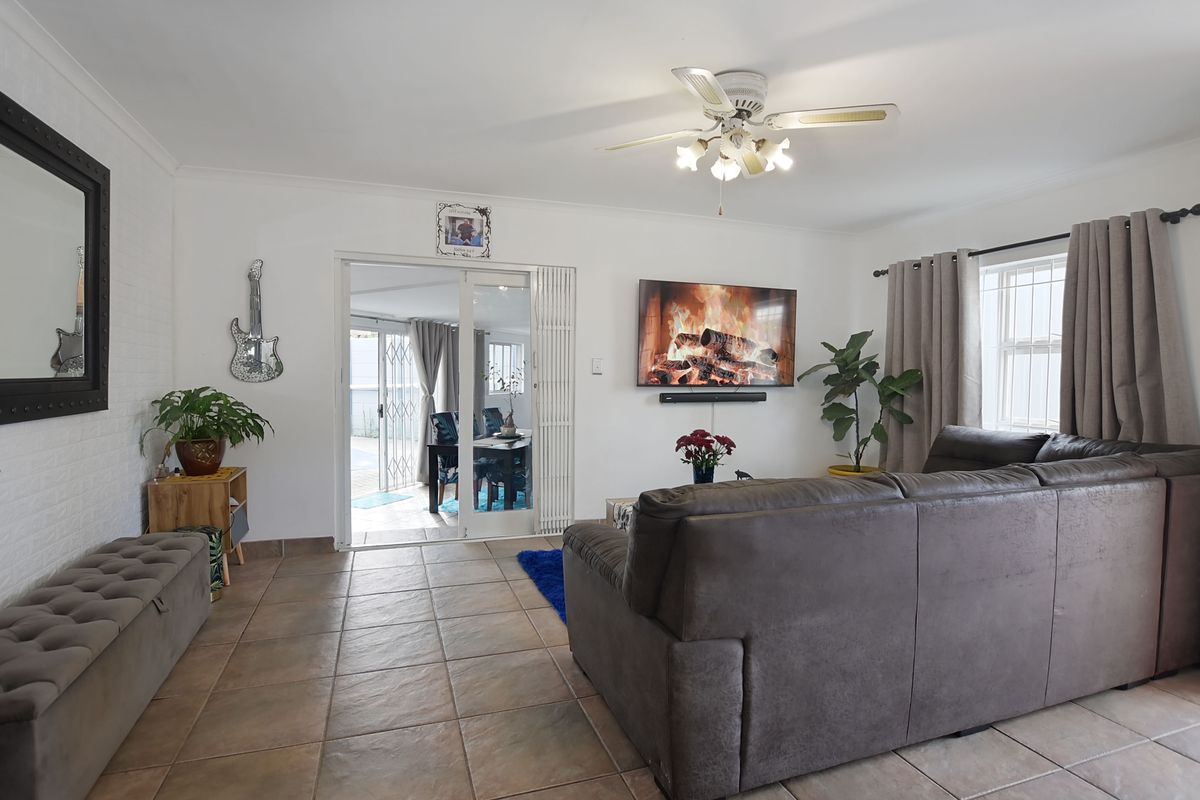 House Sold In Blouberg - Photo 2