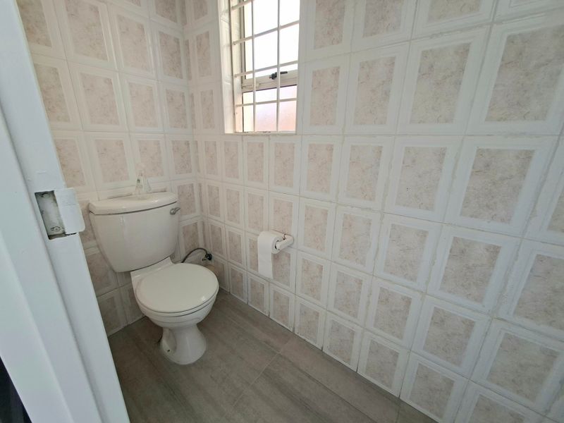 House For Sale In Blouberg - Photo 7