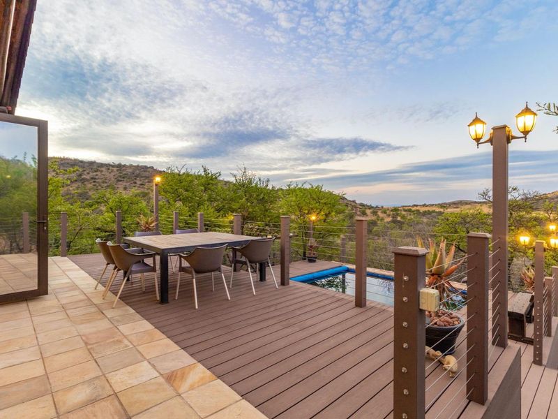 Exclusive 3-Bedroom with guest Cottage on a Game Farm Estate between  Heidelberg & Vereeniging - Photo 3