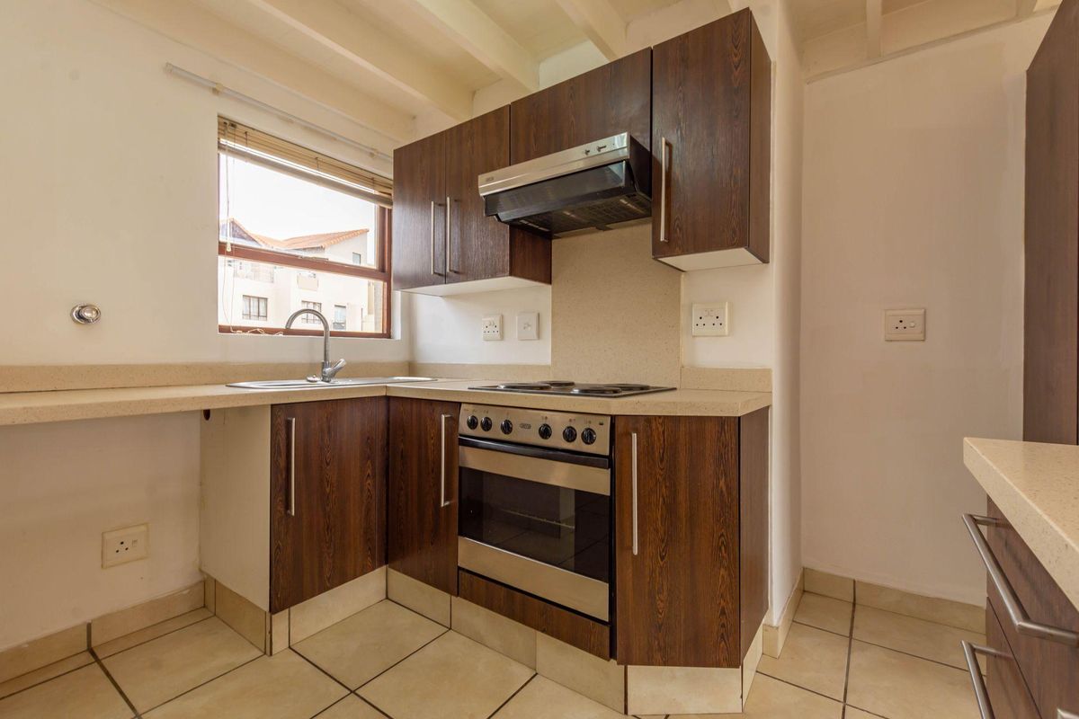 Apartment For Sale in Witkoppen, Sandton, Gauteng - Photo 4