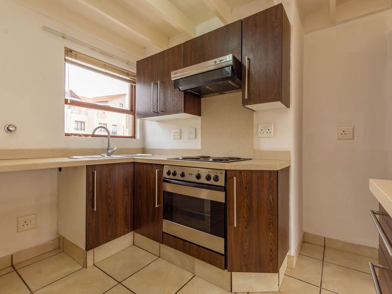 Apartment For Sale in Witkoppen, Sandton, Gauteng - Photo 4