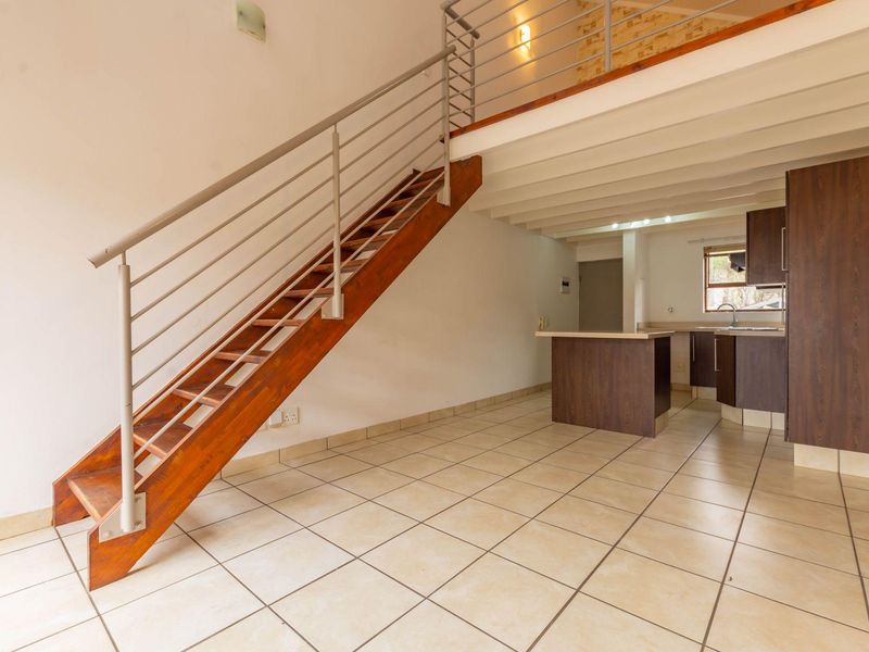 Apartment For Sale in Witkoppen, Sandton, Gauteng - Photo 6