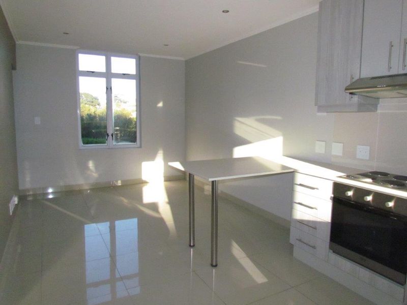 Modern 1 Bedroom Apartment to Rent in Durbanville Centre - Photo 6