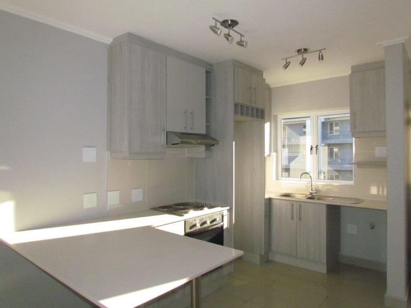 Modern 1 Bedroom Apartment to Rent in Durbanville Centre - Photo 4