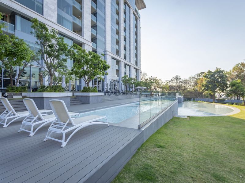 Apartment For Sale in Sandhurst, Sandton, Gauteng - Photo 1