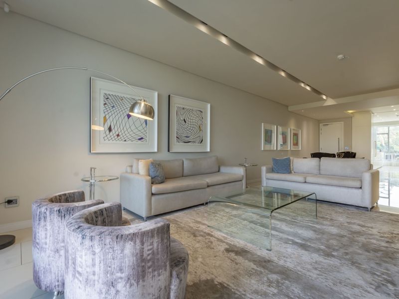 Apartment For Sale in Sandhurst, Sandton, Gauteng - Photo 3