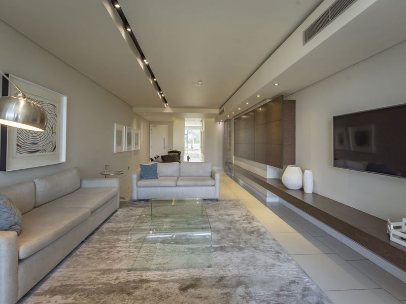 Apartment For Sale in Sandhurst, Sandton, Gauteng - Photo 2