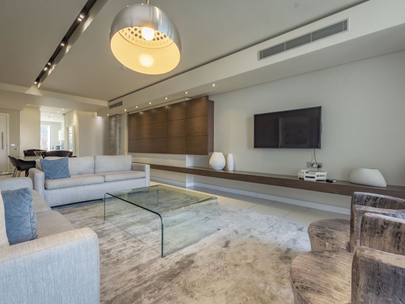 Apartment For Sale in Sandhurst, Sandton, Gauteng - Photo 4