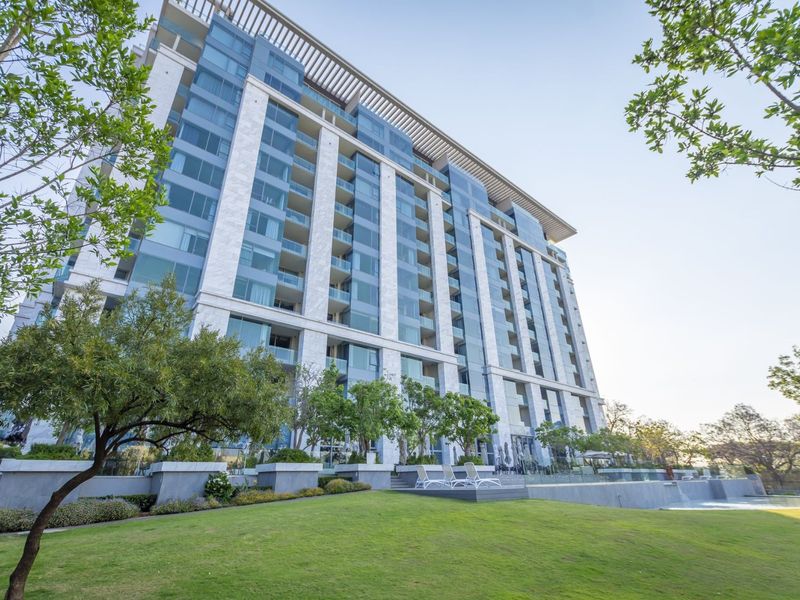 Apartment For Sale in Sandhurst, Sandton, Gauteng - Photo 1