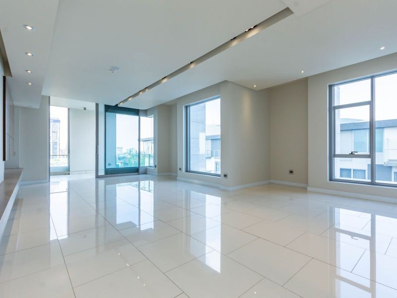Apartment For Sale in Sandhurst, Sandton, Gauteng - Photo 2