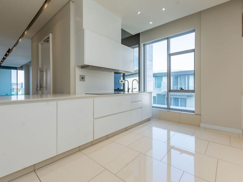 Apartment For Sale in Sandhurst, Sandton, Gauteng - Photo 8