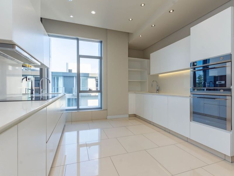 Apartment For Sale in Sandhurst, Sandton, Gauteng - Photo 9