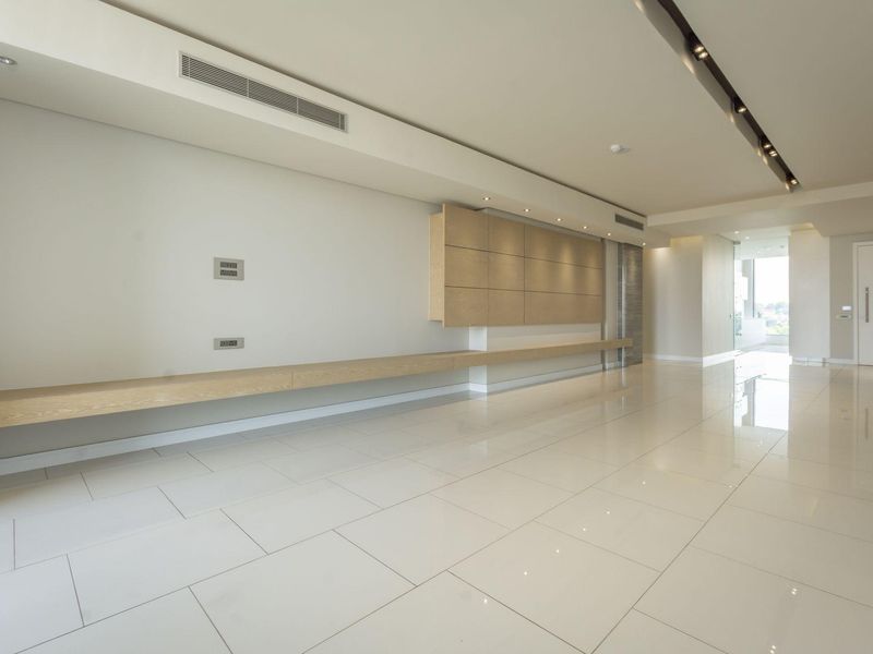 Apartment For Sale in Sandhurst, Sandton, Gauteng - Photo 3