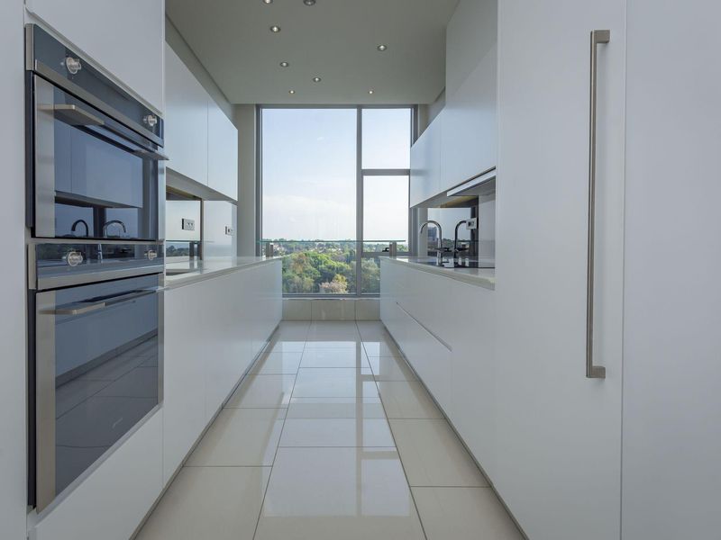 Apartment For Sale in Sandhurst, Sandton, Gauteng - Photo 6