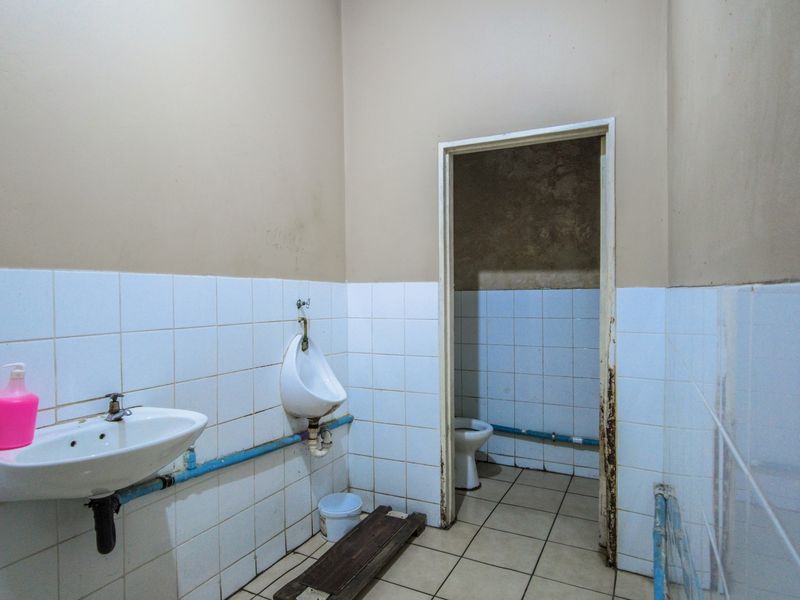 Retail For Sale in East London Central, East London, Eastern Cape - Photo 8