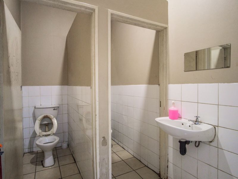 Retail For Sale in East London Central, East London, Eastern Cape - Photo 7