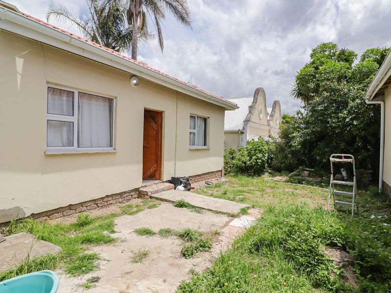 House For Sale in Fort Hill, King Williams Town, Eastern Cape - Photo 7