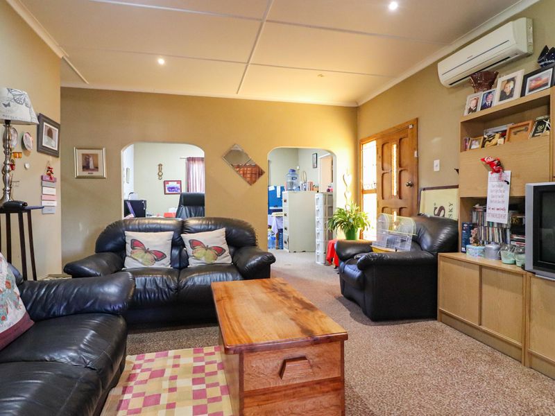 House For Sale in King Williams Town Ext 24, King Williams Town, Eastern Cape - Photo 9